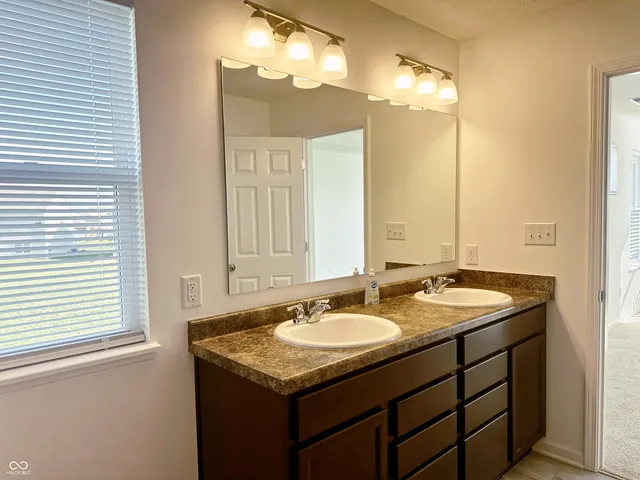 $349,900 | 5115 Triple Crown Way, Indianapolis, IN 46237