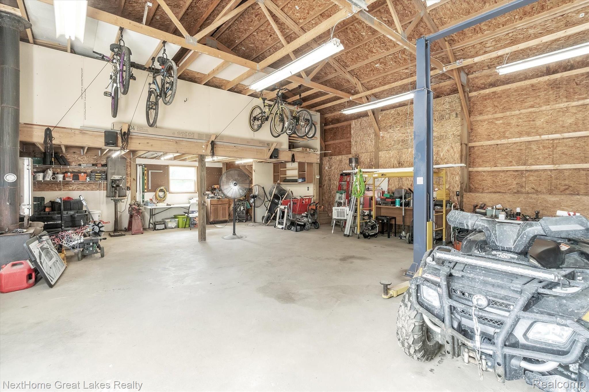 5516 Atlas Road Grand Blanc, MI 48439 - Photo 29 of 37 29-5516-Atlas-Rd-WindowStill-Real-Estate-Photography-29.jpg