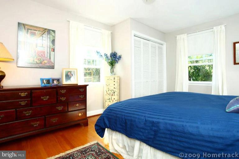 260 Stanmore Road Baltimore, MD 21212 - Photo 15 of 17 Master Bedroom