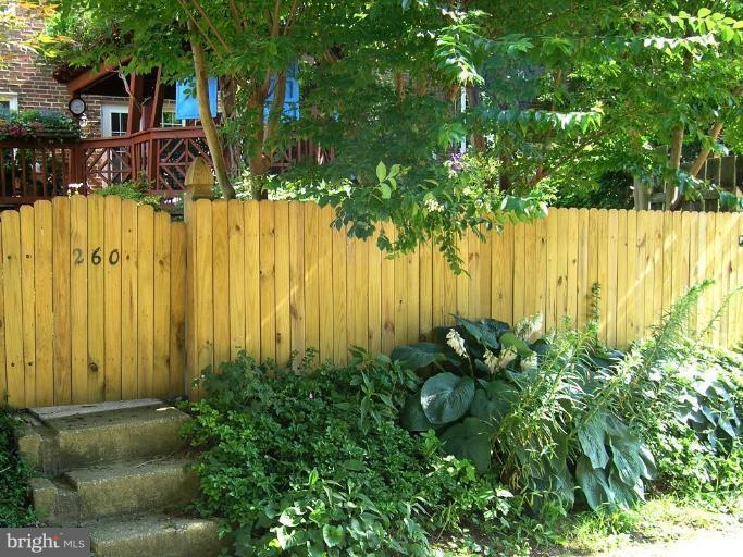 260 Stanmore Road Baltimore, MD 21212 - Photo 5 of 17 Exterior (Rear)