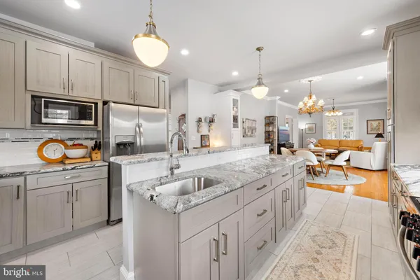 $963,000 | 421 North Main Street, Hightstown, NJ 08520