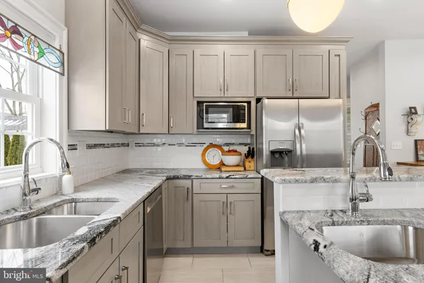 $963,000 | 421 North Main Street, Hightstown, NJ 08520