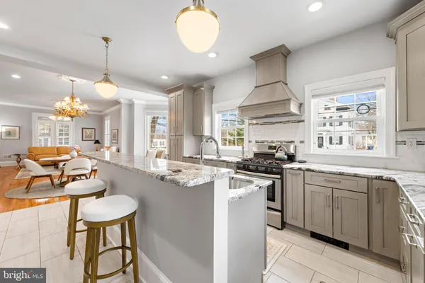 $963,000 | 421 North Main Street, Hightstown, NJ 08520