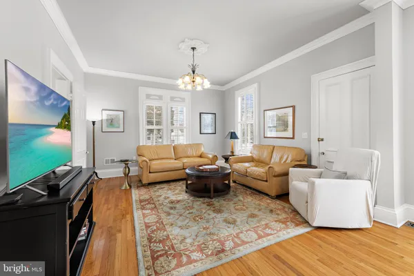 $963,000 | 421 North Main Street, Hightstown, NJ 08520