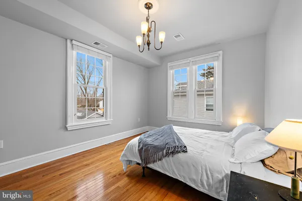 $963,000 | 421 North Main Street, Hightstown, NJ 08520