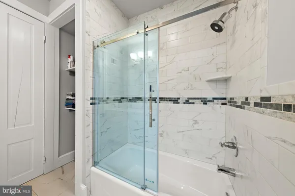 $963,000 | 421 North Main Street, Hightstown, NJ 08520