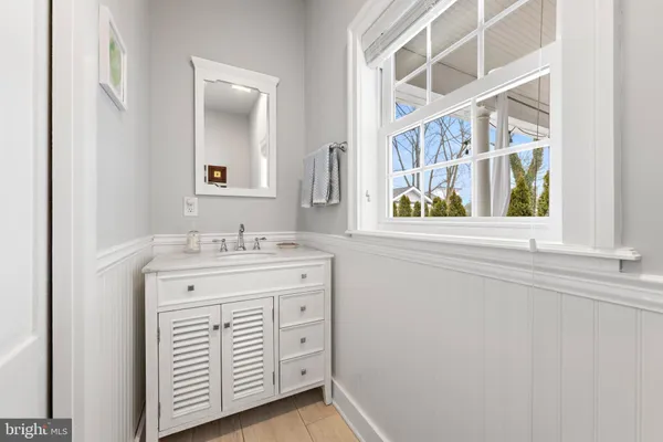 $963,000 | 421 North Main Street, Hightstown, NJ 08520