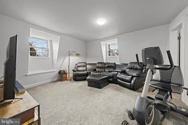 $963,000 | 421 North Main Street, Hightstown, NJ 08520