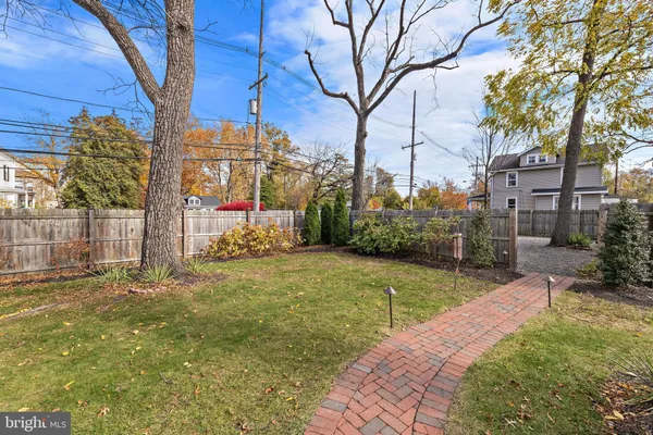 $963,000 | 421 North Main Street, Hightstown, NJ 08520