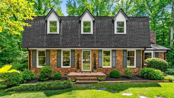 $392,000 | 6210 Oak Bur Court, Pleasant Garden, NC 27313