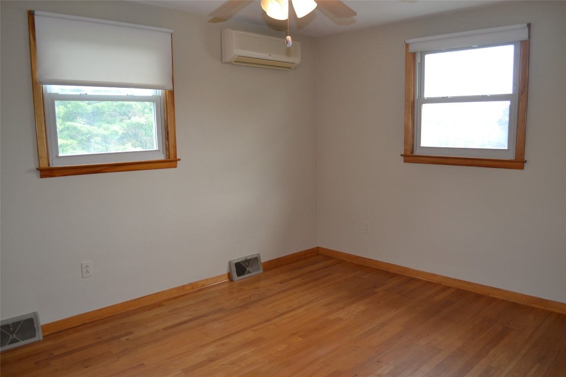 708 Stonefield Road Endwell, NY 13760 - Photo 13 of 38 Gallery Image 13