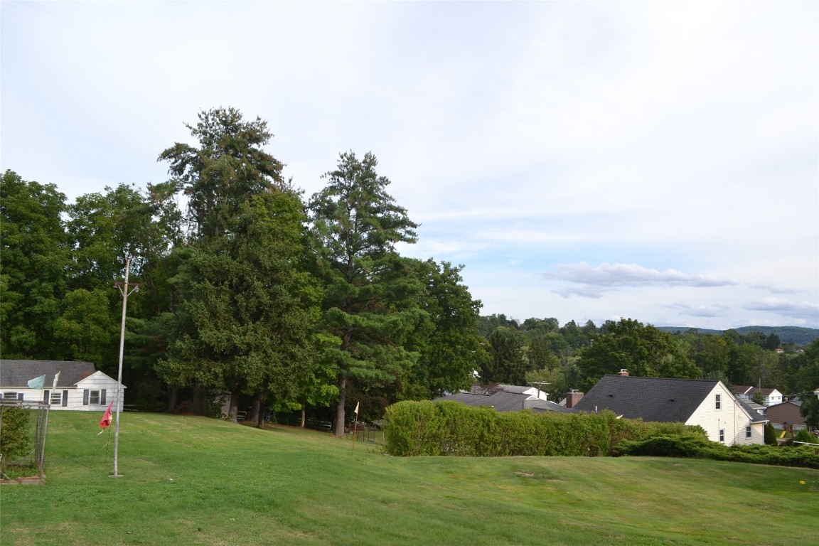 708 Stonefield Road Endwell, NY 13760 - Photo 38 of 38 Gallery Image 38
