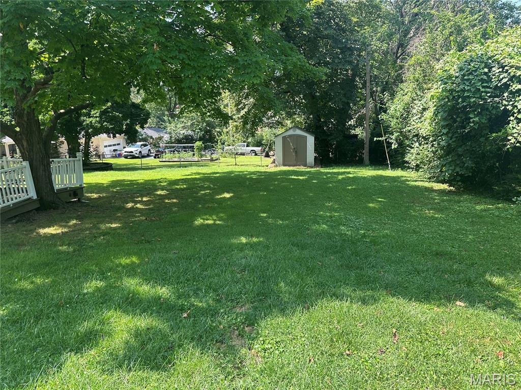 9835 East Watson Road St. Louis, MO 63126 - Photo 6 of 6 Gallery Image 6