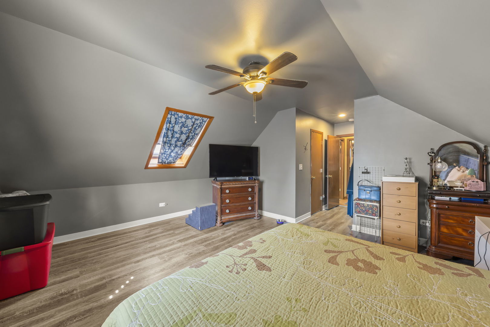 9 Wander Way Lake In The Hills, IL 60156 - Photo 15 of 23 Gallery Image 15