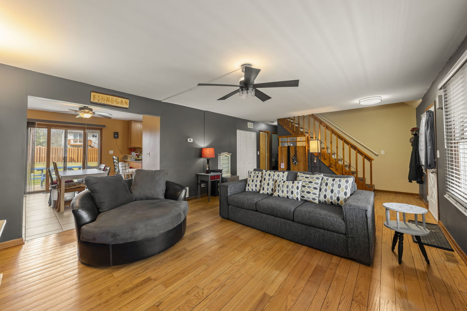 9 Wander Way Lake In The Hills, IL 60156 - Photo 7 of 23 Gallery Image 7