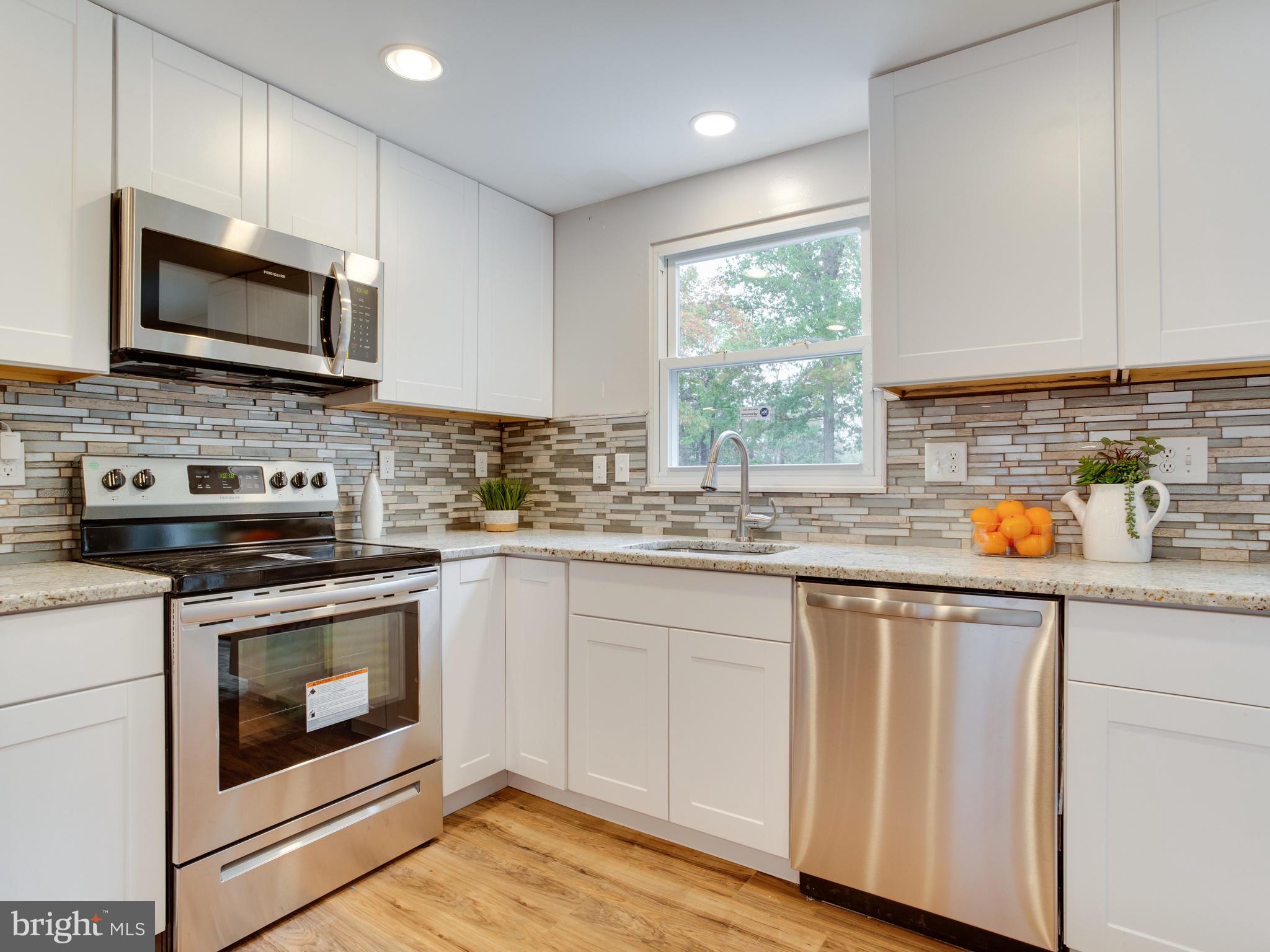 12203 Brolass Road Clinton, MD 20735 - Photo 11 of 40 Updated Kitchen 2