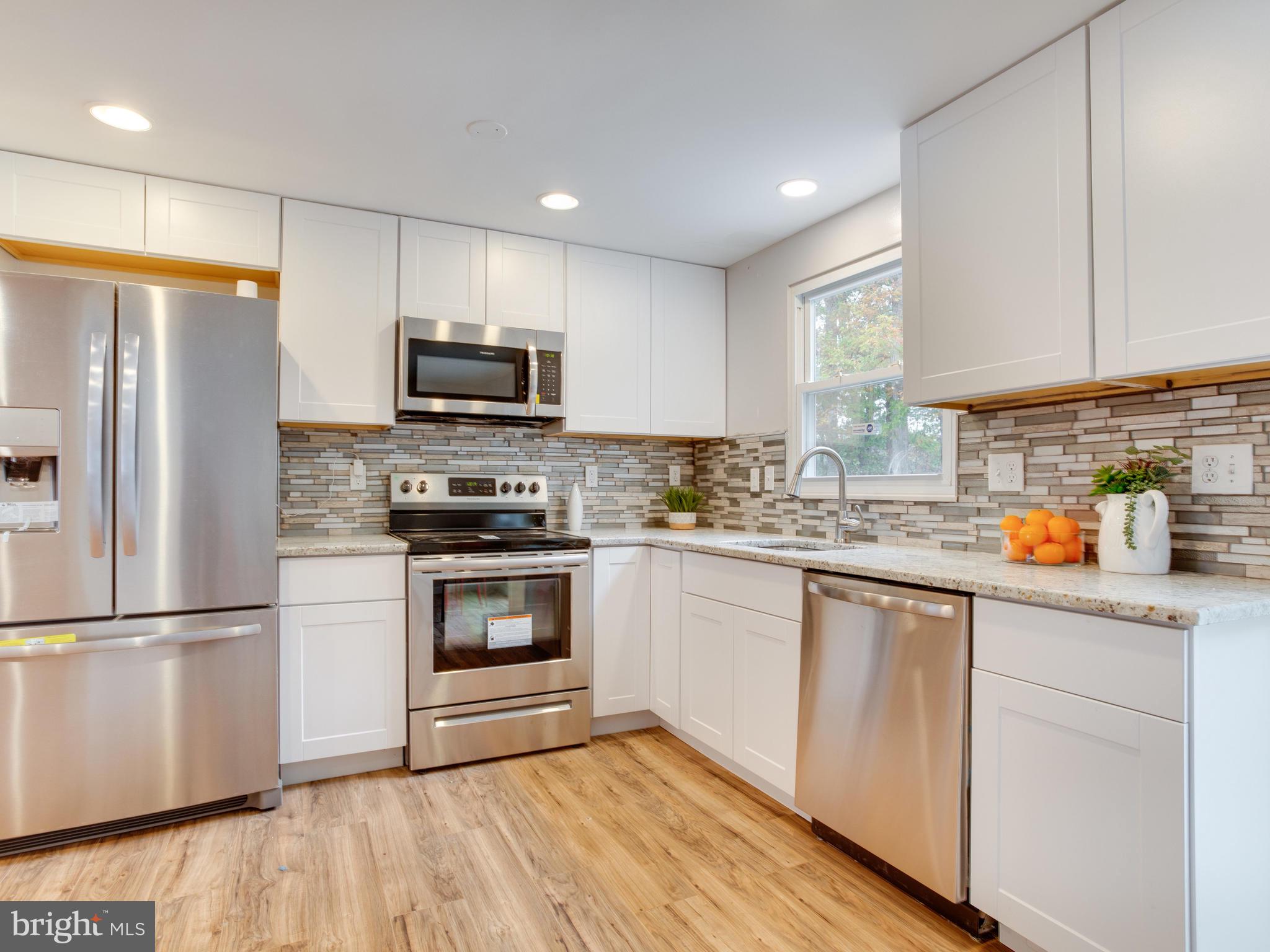 12203 Brolass Road Clinton, MD 20735 - Photo 12 of 40 Updated Kitchen 3