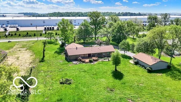 $575,000 | 5272 Graham Road, Whiteland, IN 46184