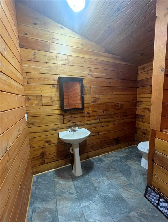 323 Dinner Bell-Ohiopyle Road Farmington, PA 15437 - Photo 13 of 16 Gallery Image 13