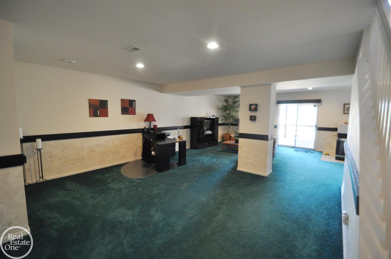 3105 Silverbrook Drive Rochester, MI 48306 - Photo 21 of 25