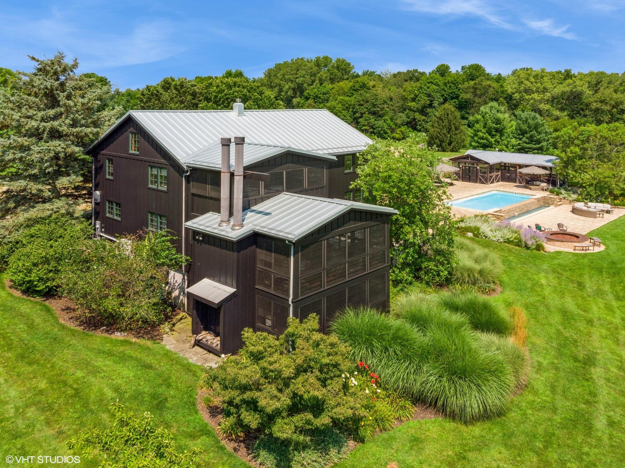 12801 Hills Road Buchanan, MI 49107 - Photo 44 of 46 146_12801HillsRoad_181045_AerialView_MRE