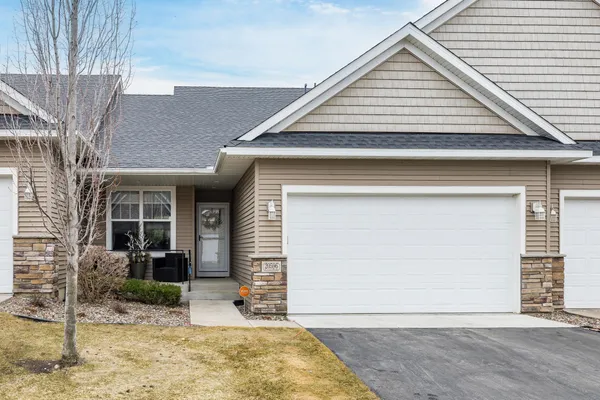 $400,000 | 20596 Kearney Path, Lakeville, MN 55044