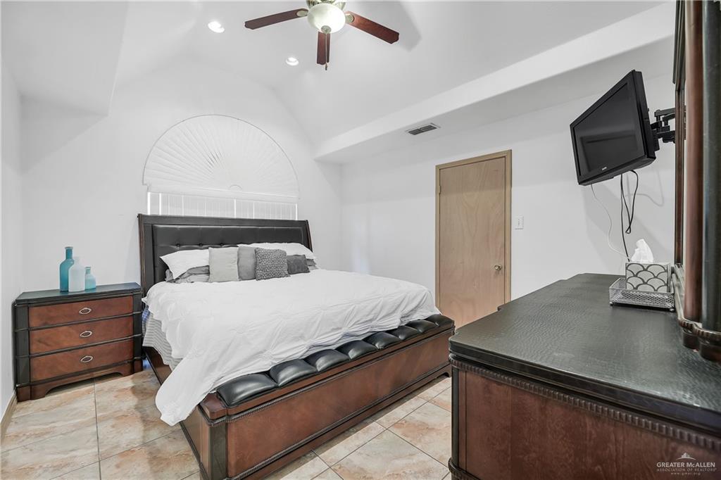 1069 Alpha Street Roma, TX 78584 - Photo 8 of 17 Gallery Image 8