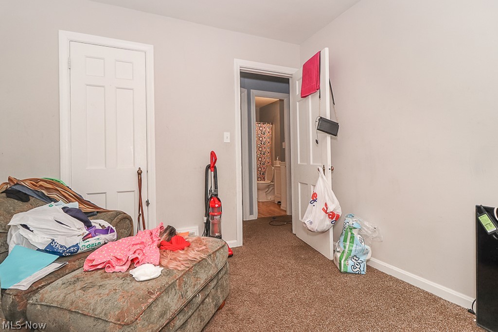 4326 Redding Road Cleveland, OH 44109 - Photo 15 of 33