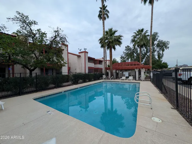 $1,398 | 4211 East Palm Lane, Unit 101, Phoenix, AZ 85008