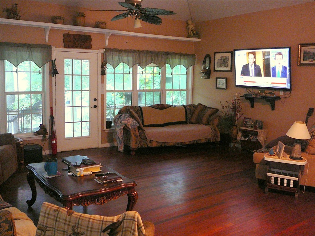 81 Parnell Road Abbeville, SC 29620 - Photo 3 of 24 Gallery Image 3