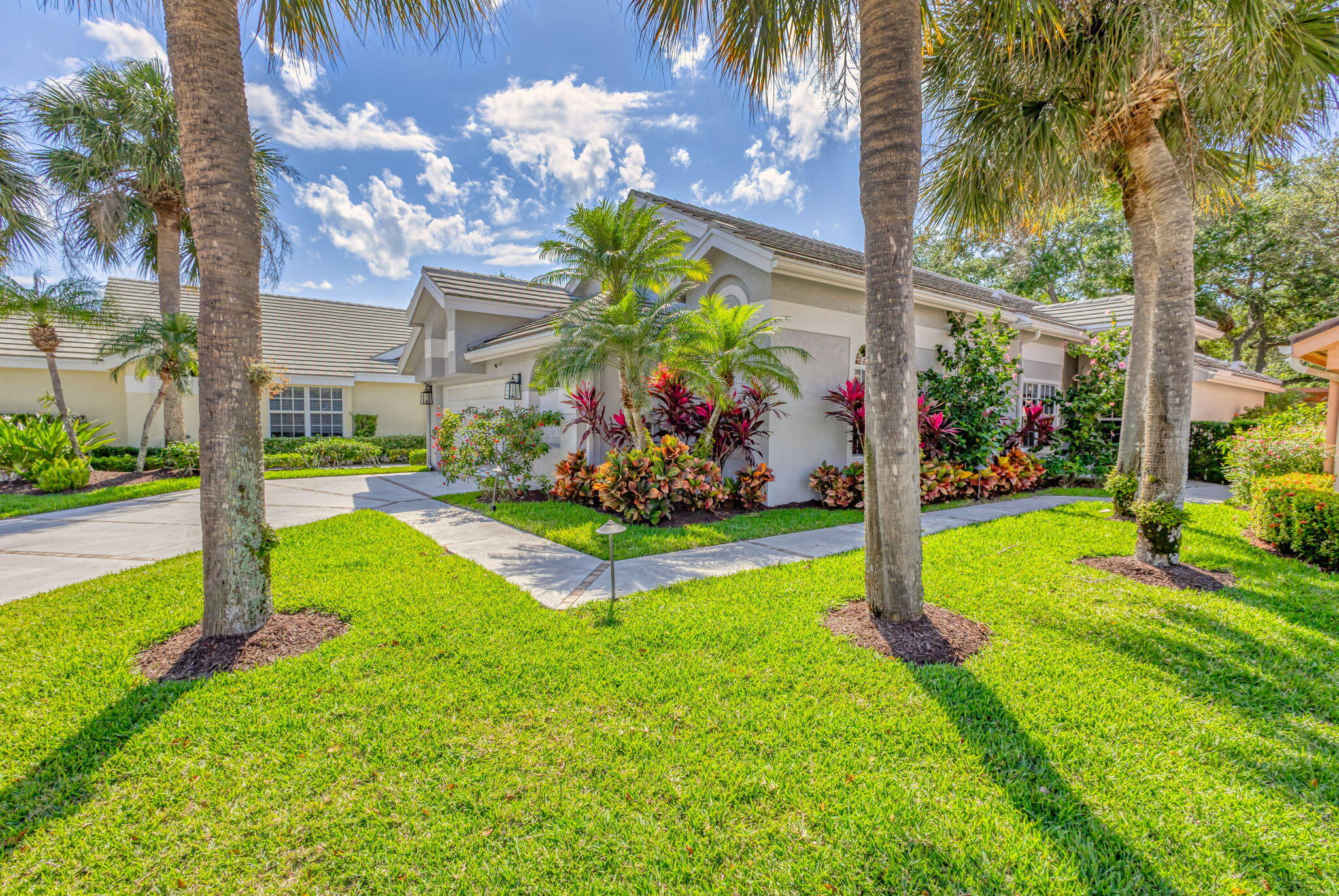 16501 Riverwind Drive Jupiter, FL 33477 - Photo 3 of 55 3-web-or-mls-5D1A3100_HDR