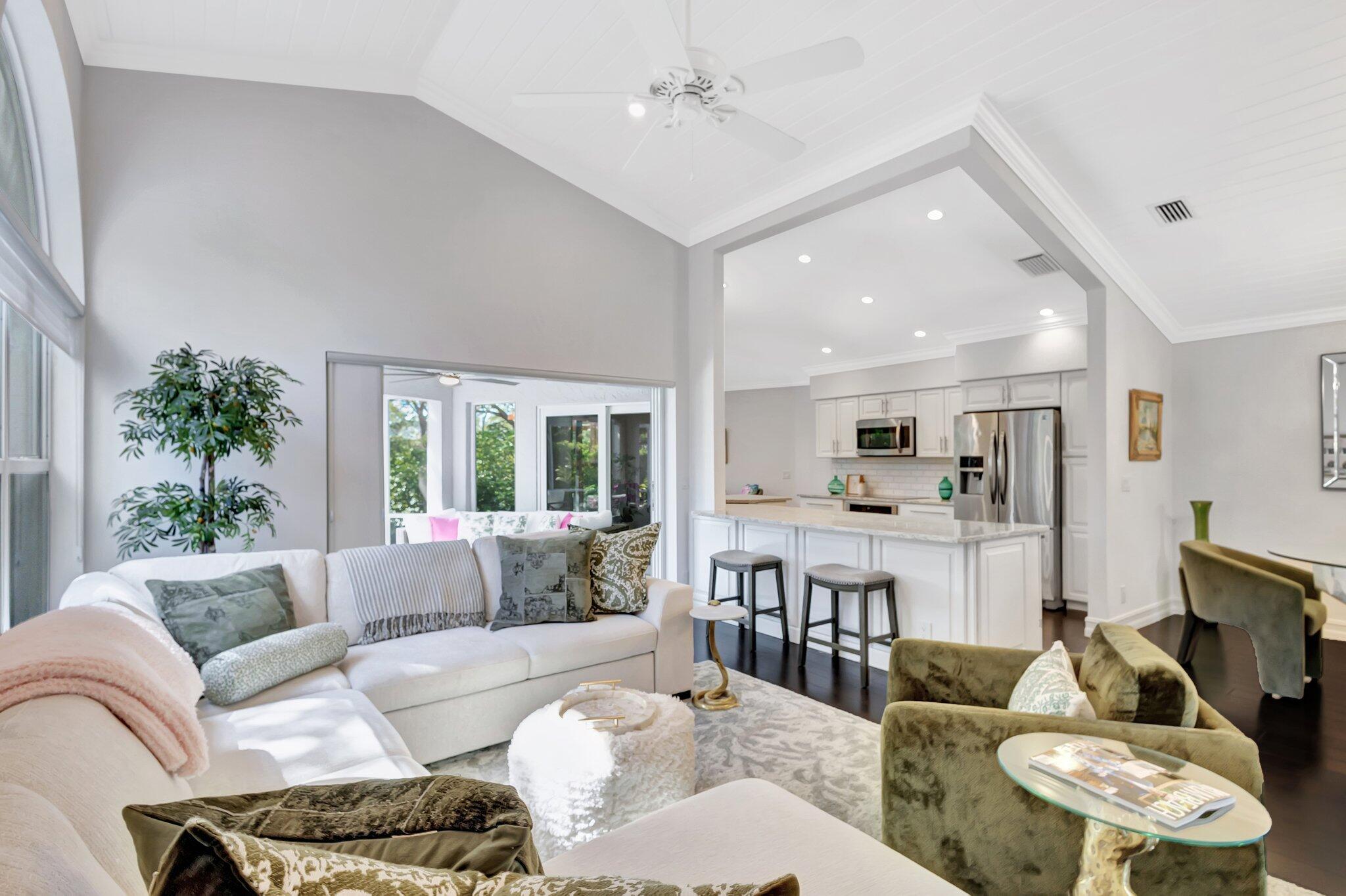 16501 Riverwind Drive Jupiter, FL 33477 - Photo 7 of 55 11-web-or-mls-5D1A3195