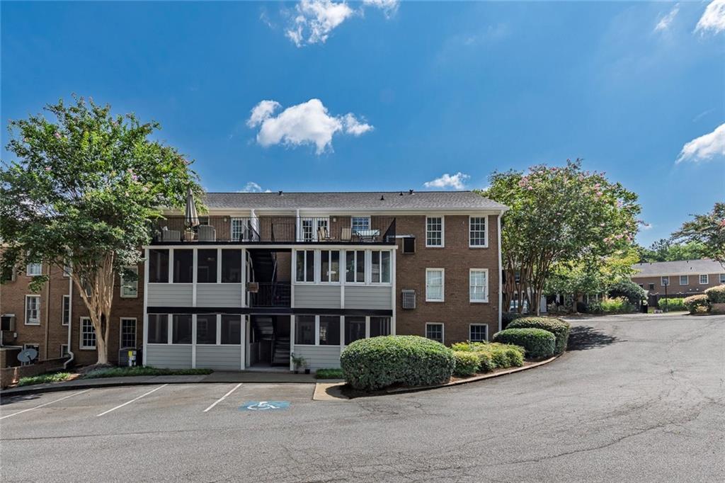 1101 Collier Road Northwest, Unit Q5 Atlanta, GA 30318 - Photo 24 of 24 Gallery Image 24