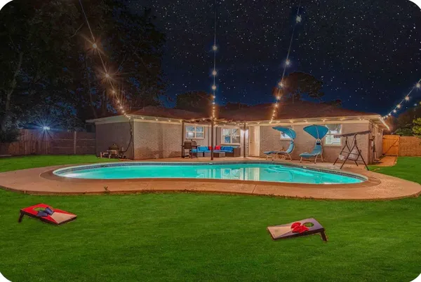 $2,600 | 8411 Garden Parks Drive, Houston, TX 77075