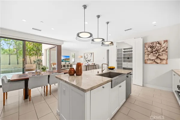$2,580,000 | 164 Villa Ridge, Irvine, CA 92602