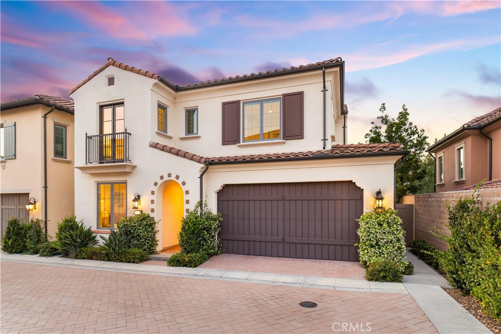 164 Villa Ridge Irvine, CA 92602 - Photo 2 of 49