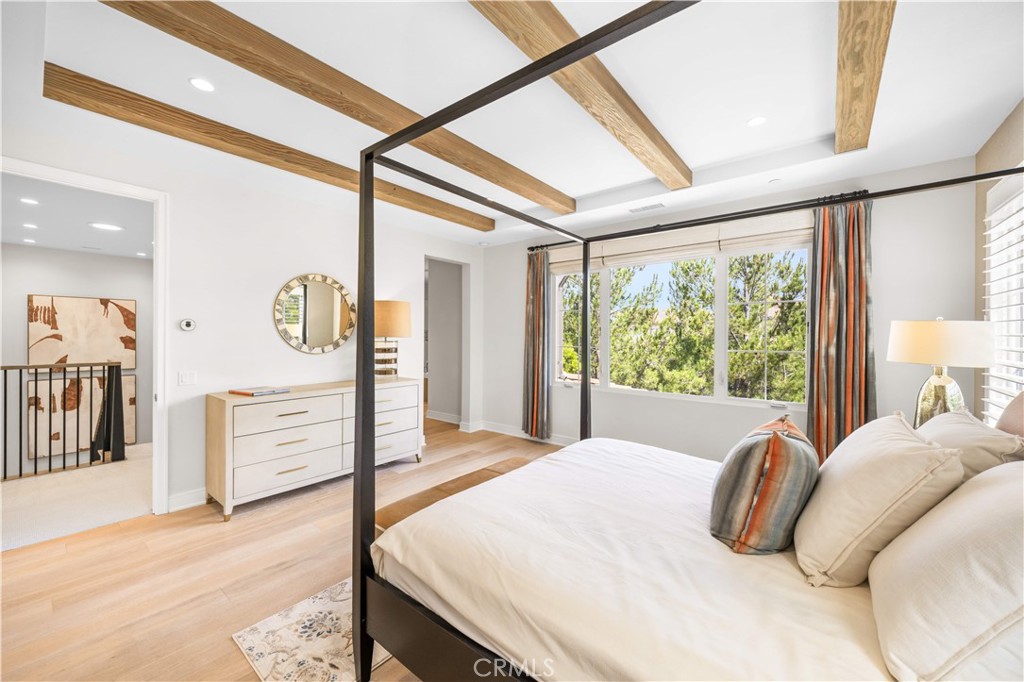 164 Villa Ridge Irvine, CA 92602 - Photo 32 of 49