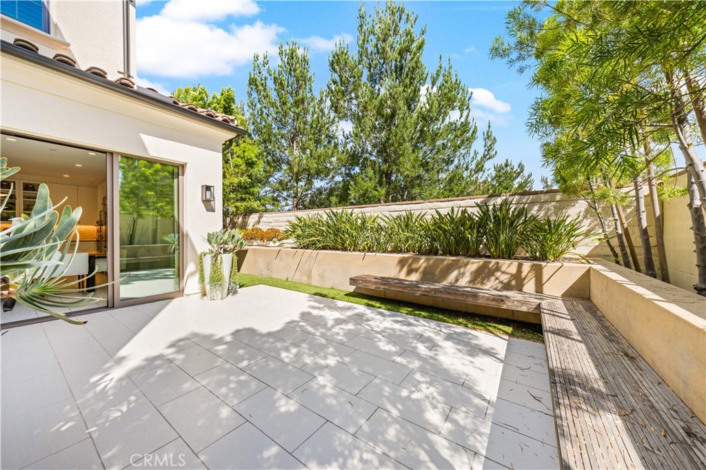 164 Villa Ridge Irvine, CA 92602 - Photo 38 of 49