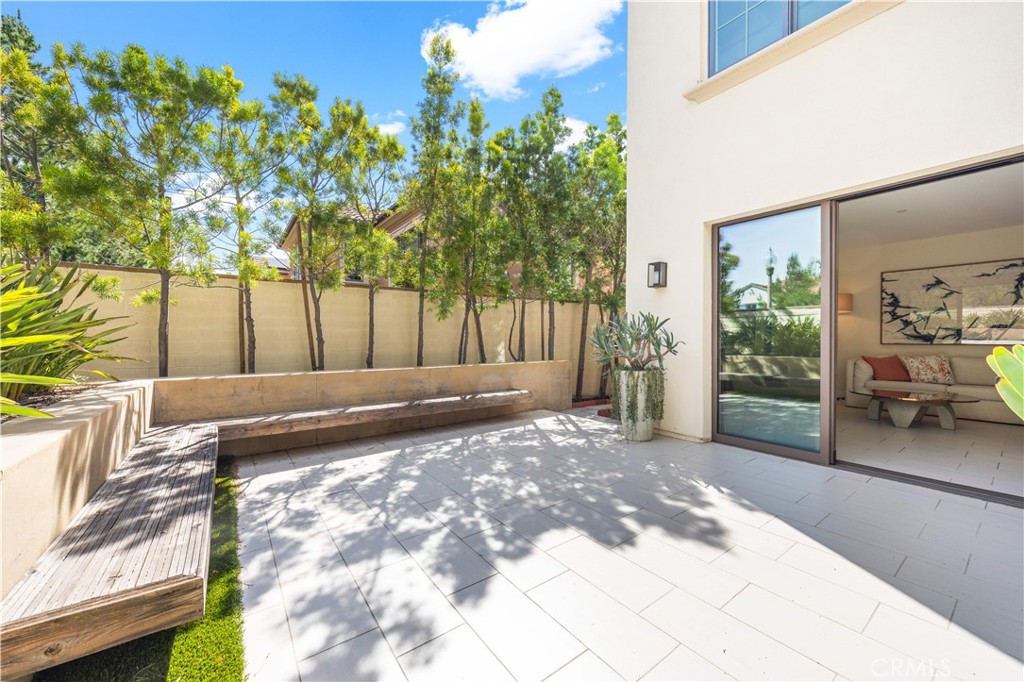 164 Villa Ridge Irvine, CA 92602 - Photo 39 of 49