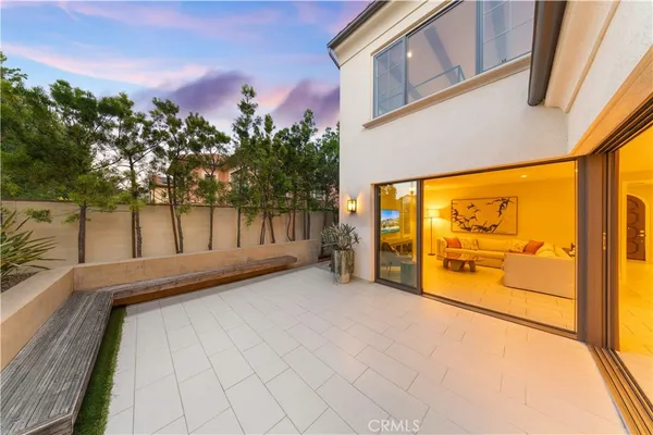 $2,580,000 | 164 Villa Ridge, Irvine, CA 92602