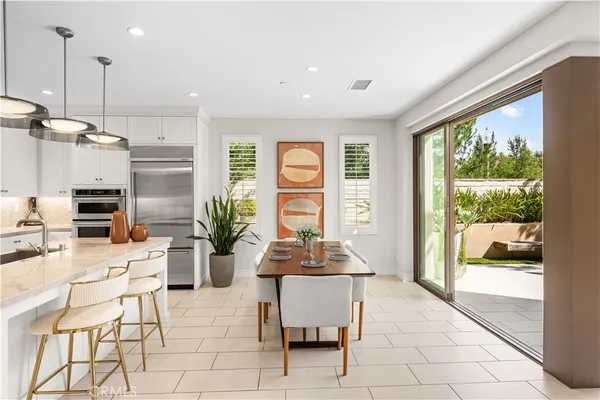 $2,580,000 | 164 Villa Ridge, Irvine, CA 92602