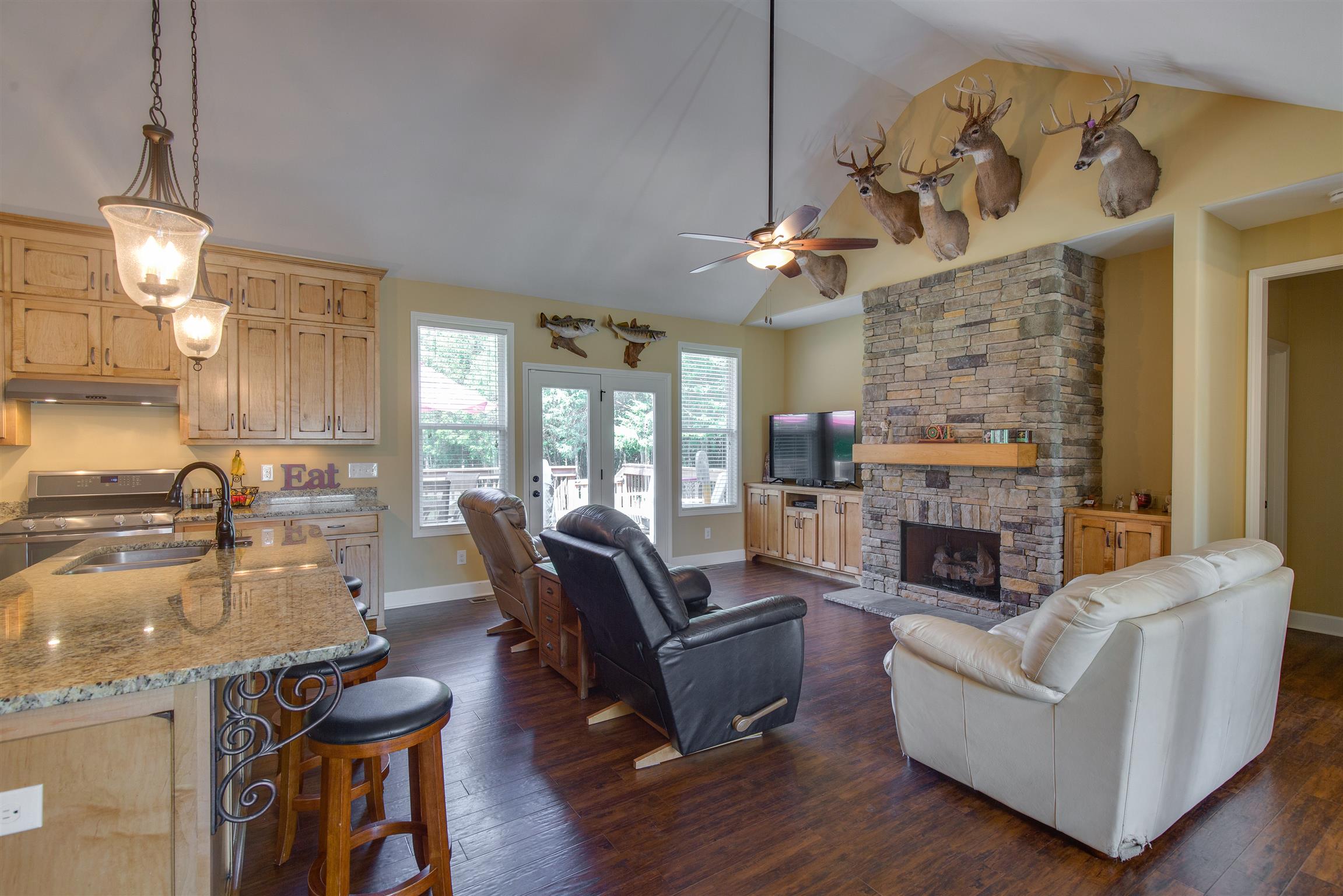 1045 North Corinth Road Portland, TN 37148 - Photo 6 of 29 a living room with fireplace furniture and a fireplace