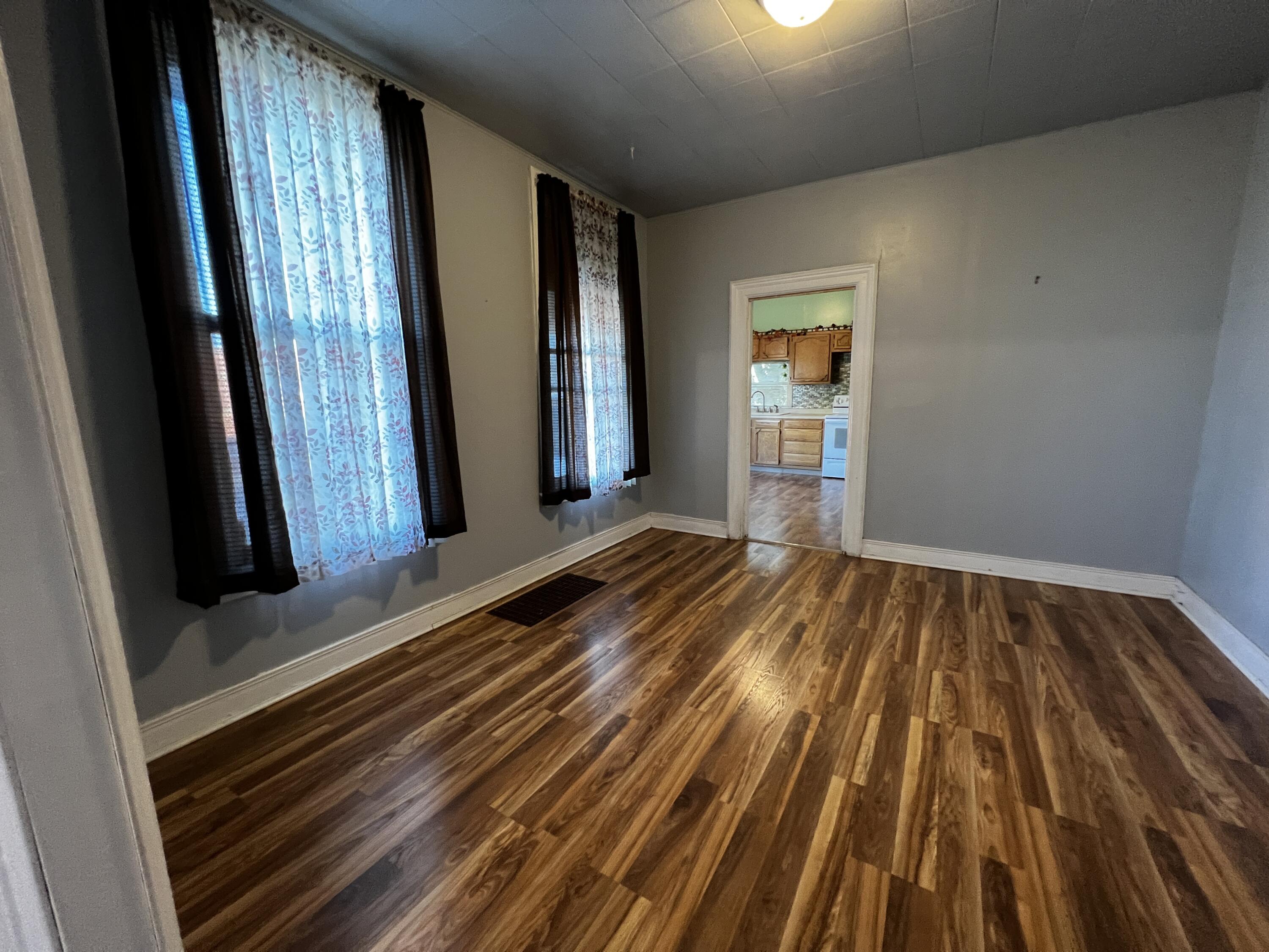 1601 Rapids Drive Racine, WI 53404 - Photo 12 of 17 Living room
