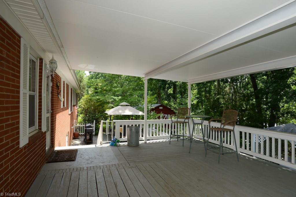 3201 Dillon Road Jamestown, NC 27282 - Photo 3 of 30 Gallery Image 3