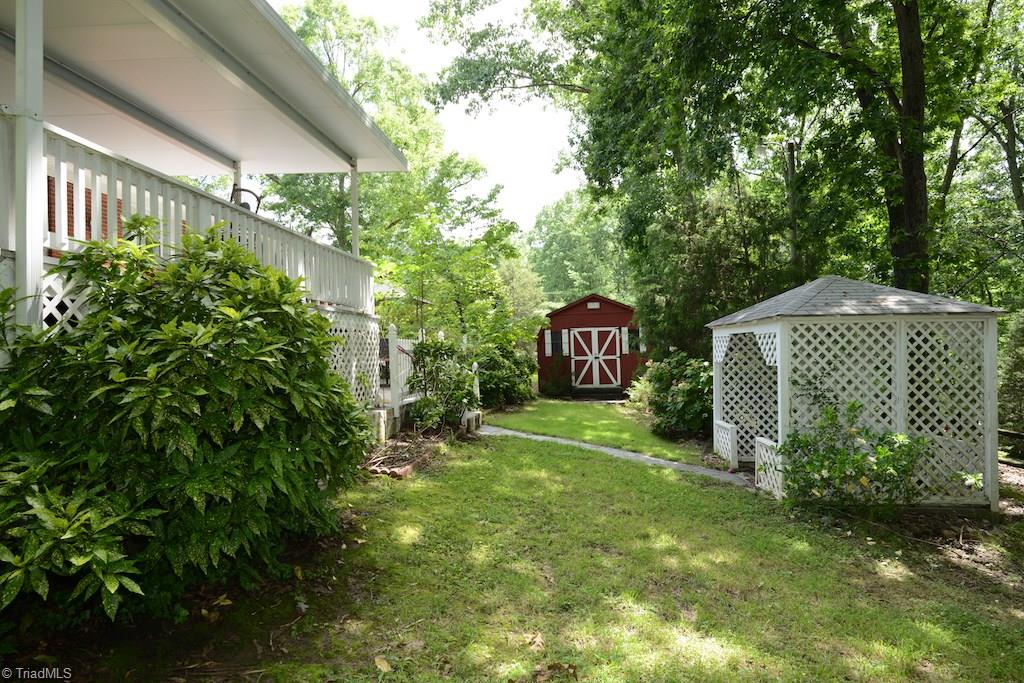 3201 Dillon Road Jamestown, NC 27282 - Photo 5 of 30 Gallery Image 5