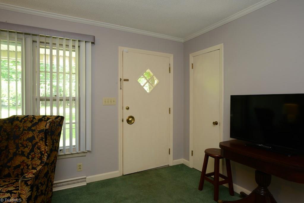 3201 Dillon Road Jamestown, NC 27282 - Photo 9 of 30 Gallery Image 9