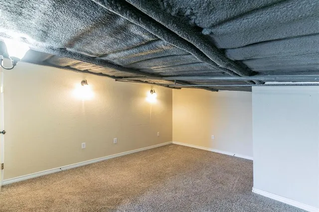 $400,000 | 32471 Highway 108, Mingus, TX 76463