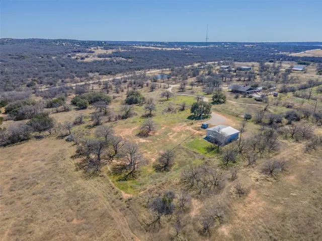 $400,000 | 32471 Highway 108, Mingus, TX 76463