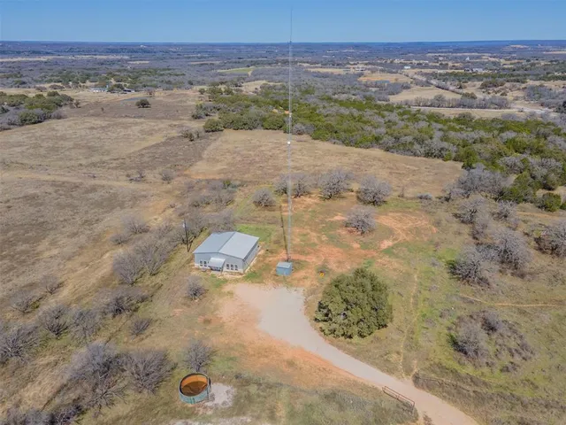 $400,000 | 32471 Highway 108, Mingus, TX 76463