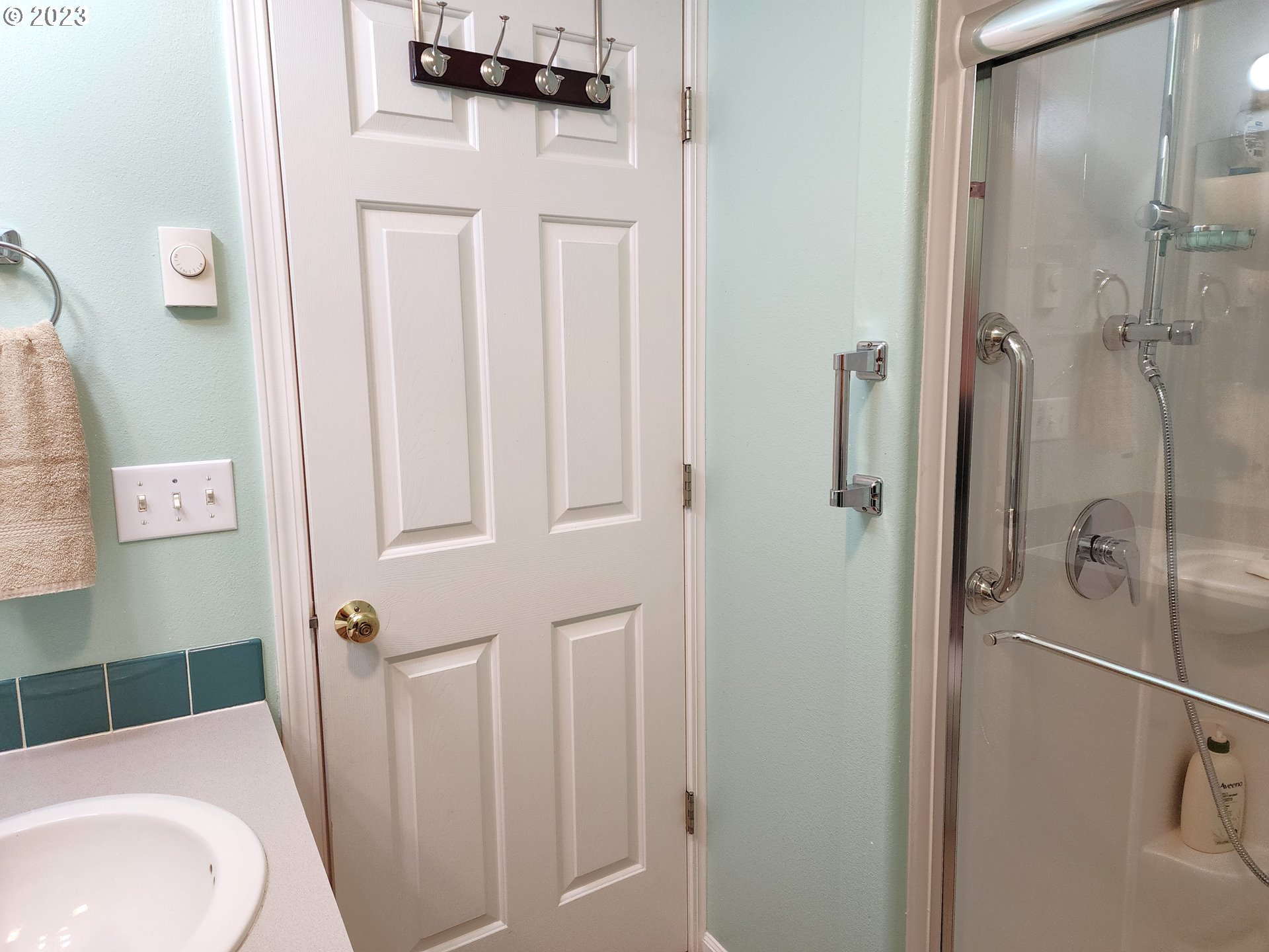 740 Red Cedar Court Eugene, OR 97402 - Photo 24 of 27 Bathroom